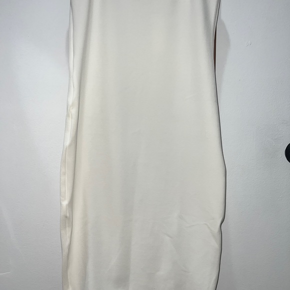 Frankie’s Bikini Quinn Terry Midi Dress in Strawberry Shortcake - Picture 11 of 14